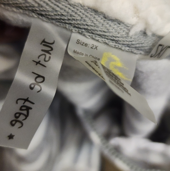 Just be Free fleece lined hoodie. Sz 1x - Picture 2 of 4